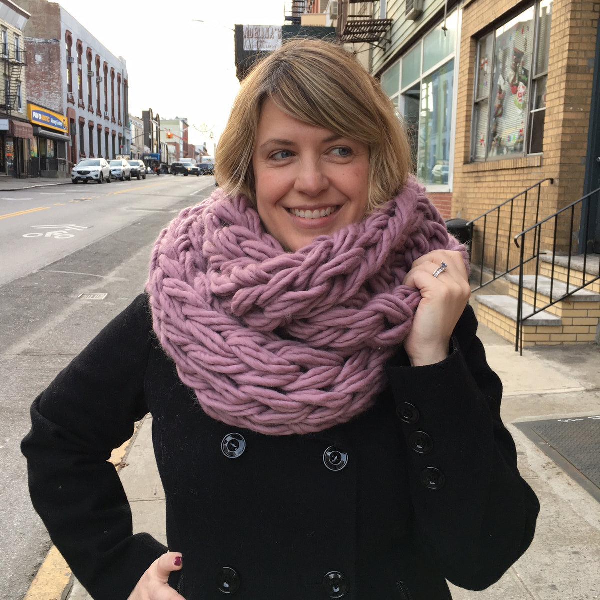 VIRTUAL WORKSHOP: Arm Knitting Past Workshop Brooklyn Craft Company